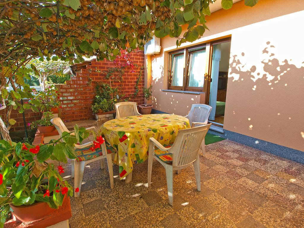 Apartment Josip 933 法扎纳 外观 照片