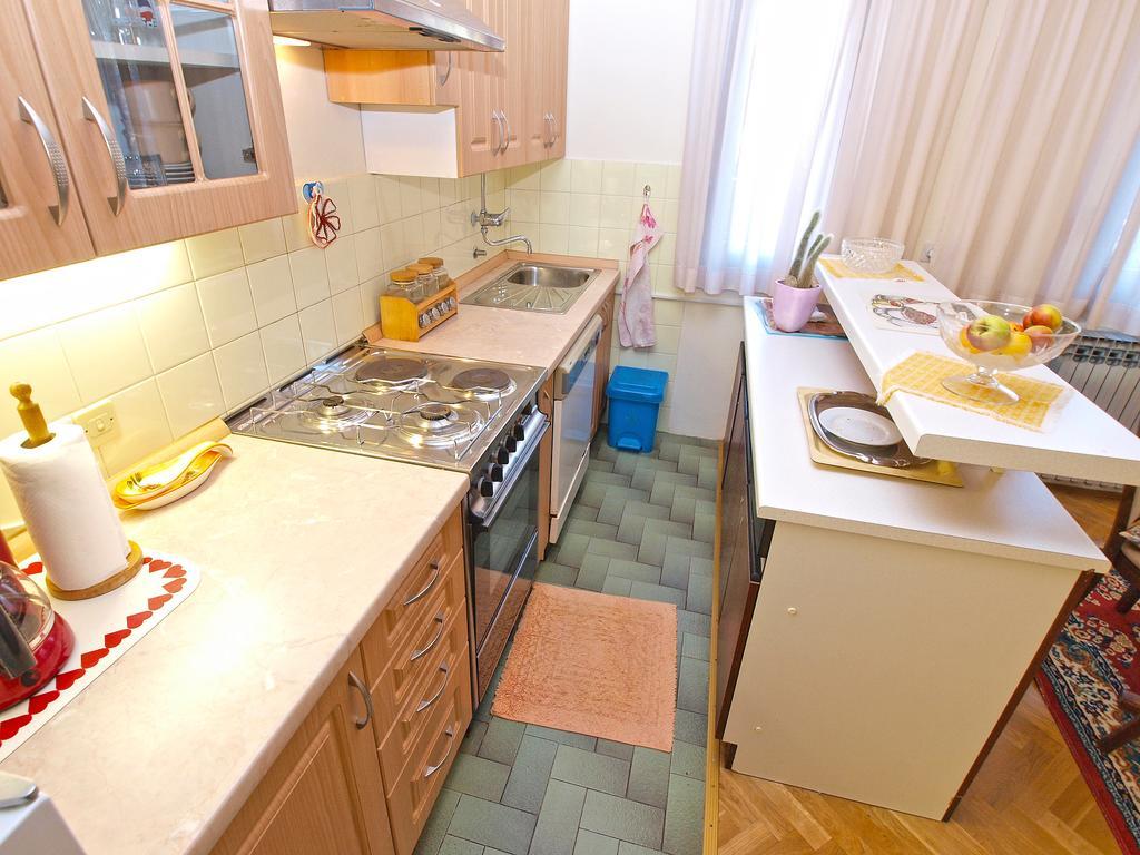 Apartment Josip 933 法扎纳 外观 照片