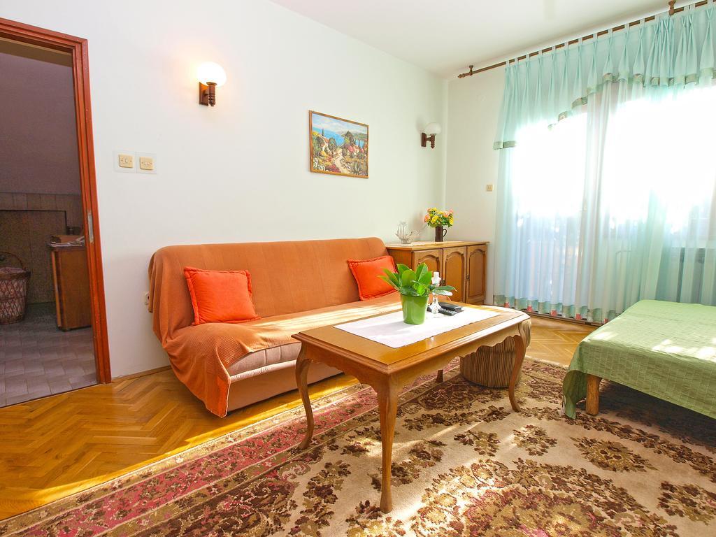 Apartment Josip 933 法扎纳 外观 照片